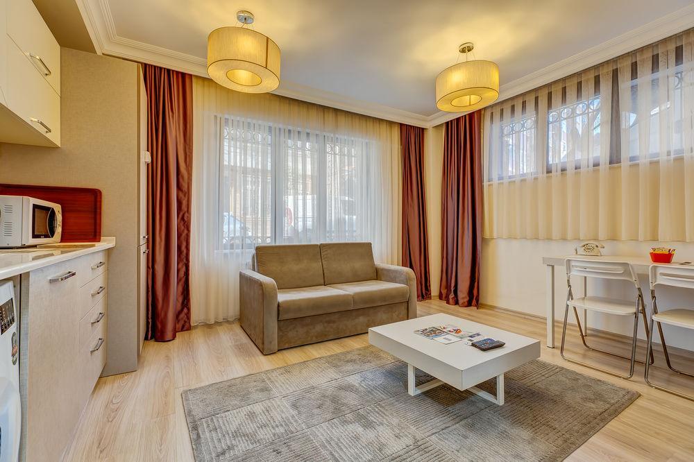 Plus Hotel Cihangir Suites Istanbul Exterior photo